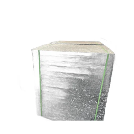 Paleta rectangular plana de fibra de vidrio color negro, de 850 x 450 x 20 mm, usada como bandeja en maquinas de fabricacion de bloques y adoquines — Portada: la paleta de fibra de vidrio recortada sobre fondo limpio.